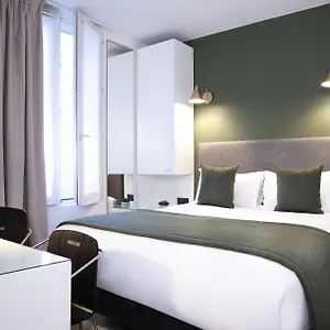 *** Otel Brady - Gare De L'est Fransa